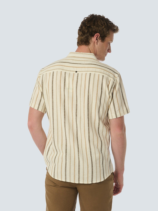 Short-sleeved shirt with resort collar and 3 neutral-colored stripes | Cement