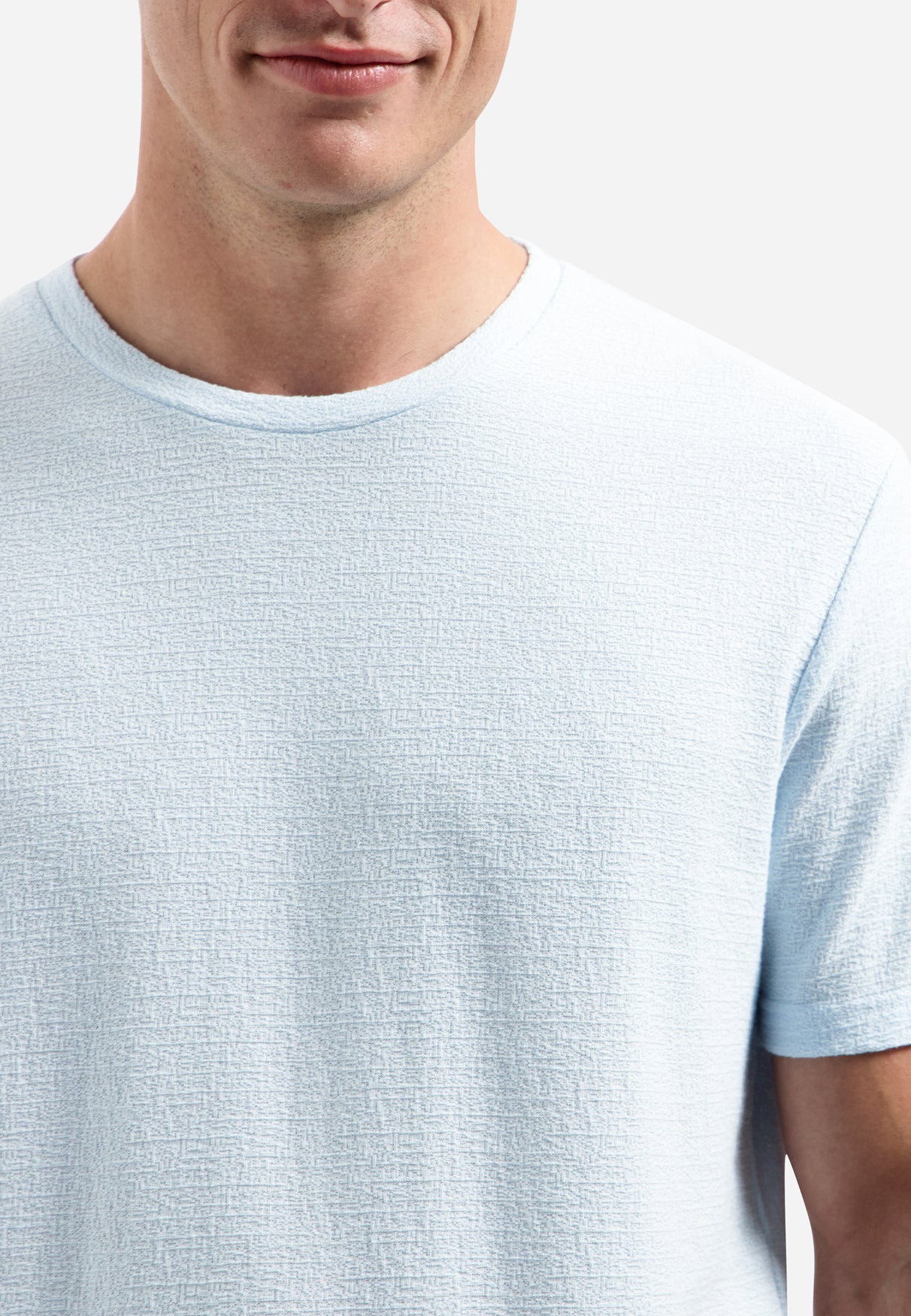 Plain T-shirt with a round neck | Sky