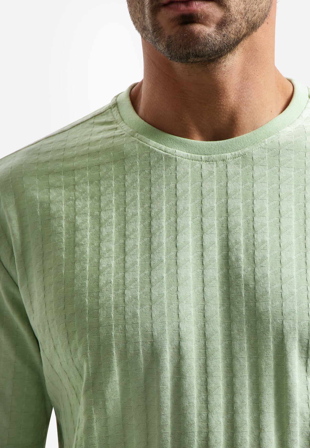 Plain T-shirt with relief texture | Green