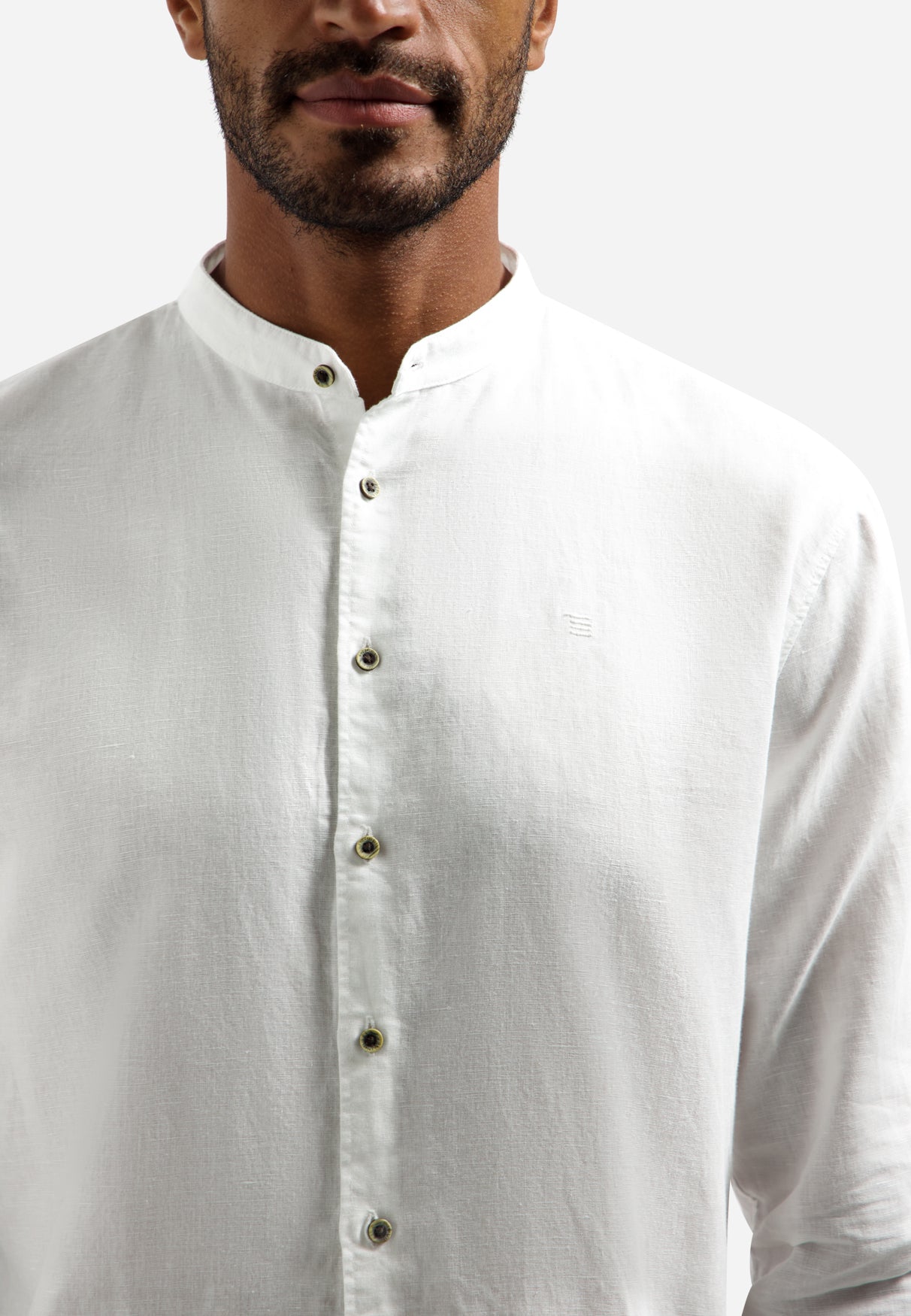 Linen-blend shirt with a stand-up collar | White