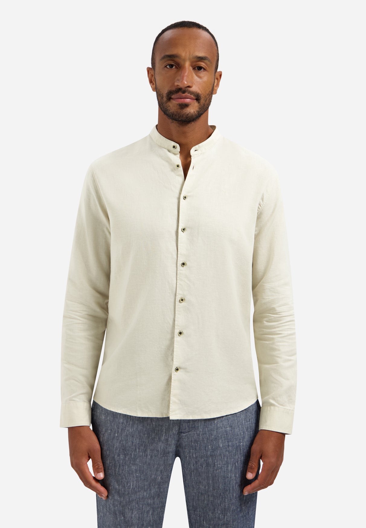 Linen-blend shirt with a stand-up collar | Desert
