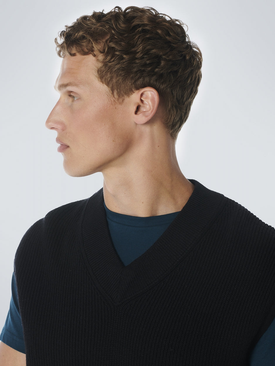Spencer V-Neck Relief Rib Jacquard with Wool | Black