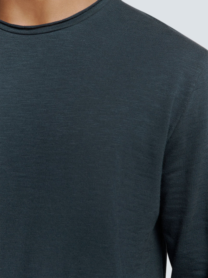 Long Sleeve T-shirt: Stylish Comfort for Everyday Use | Night