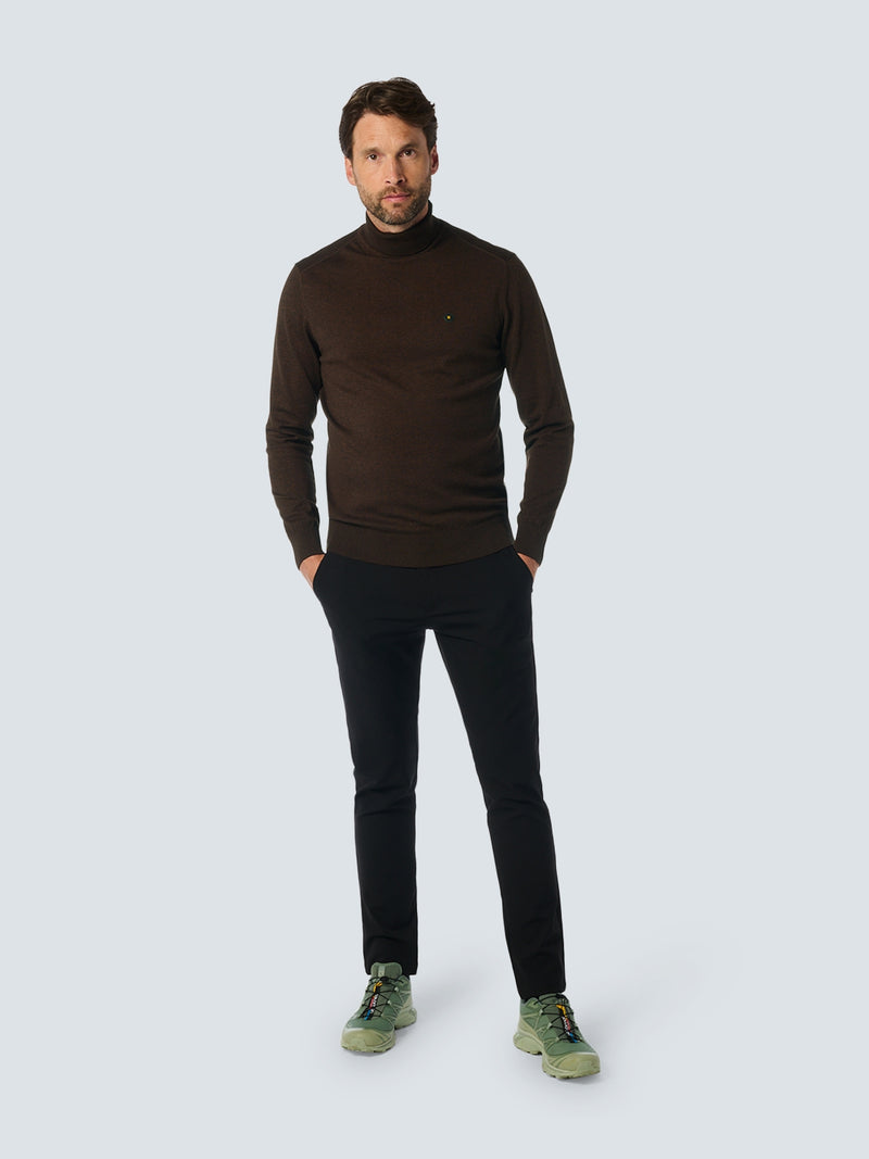 Two-Tone Melange Turtleneck: Elegant Warmth and Timeless Style | Brown