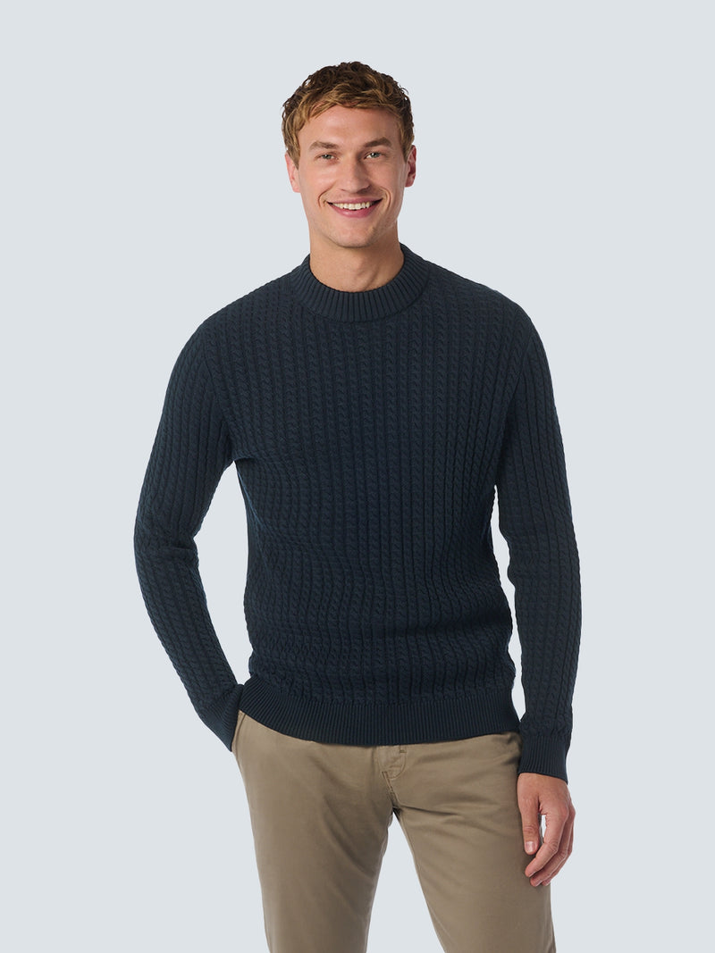 Round Neck Pullover with Cable Jacquard: Luxury and Style for Every Occasion | Night