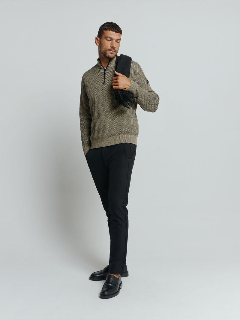 Half-Zip Knit in Two-Tone Mélange: Stylish Warmth and Versatility | Stone