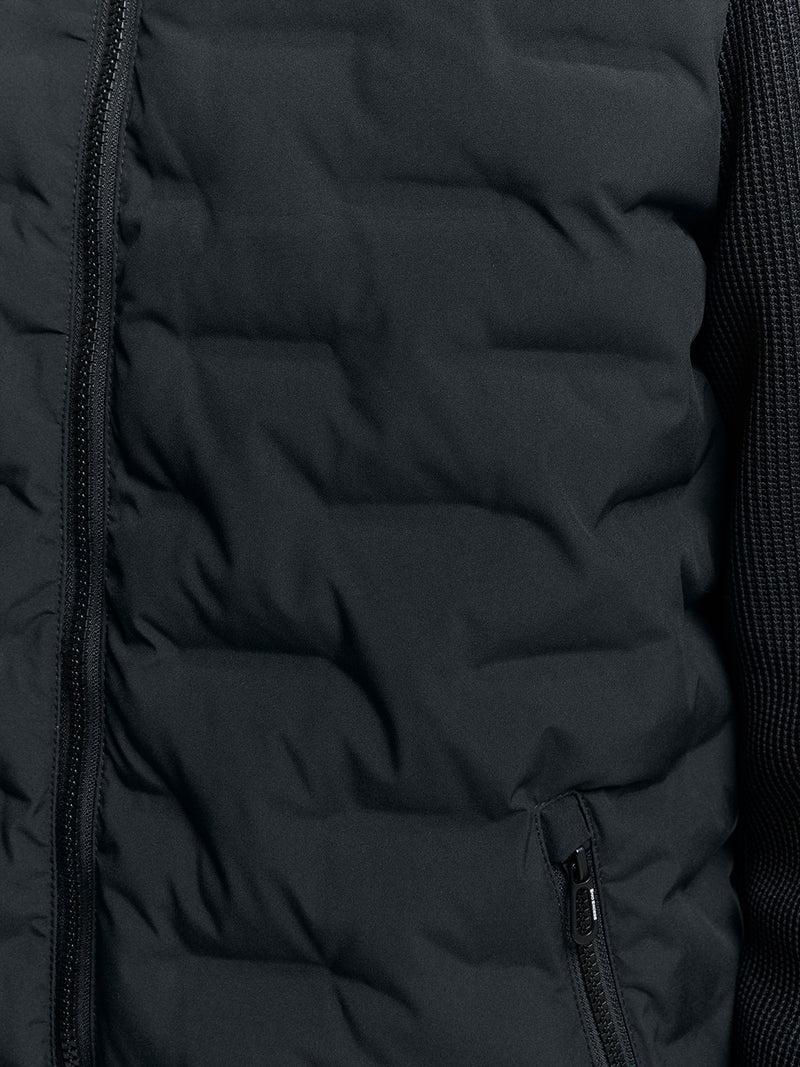 Sealed Jacket with Hood and Knitted Sleeves: Perfect Protection and Style | Night