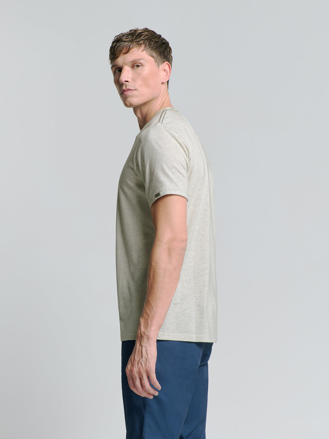 Crewneck T-Shirt | Kit