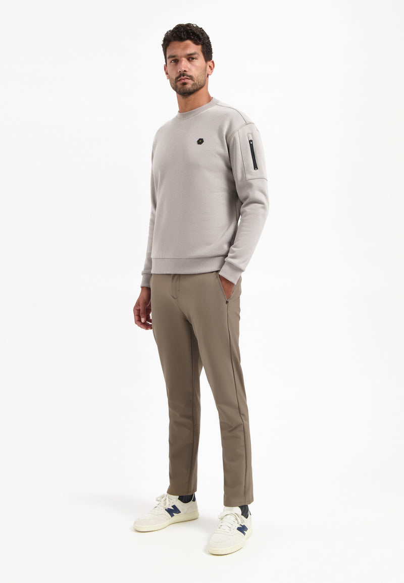 Crewneck sweater | Clay