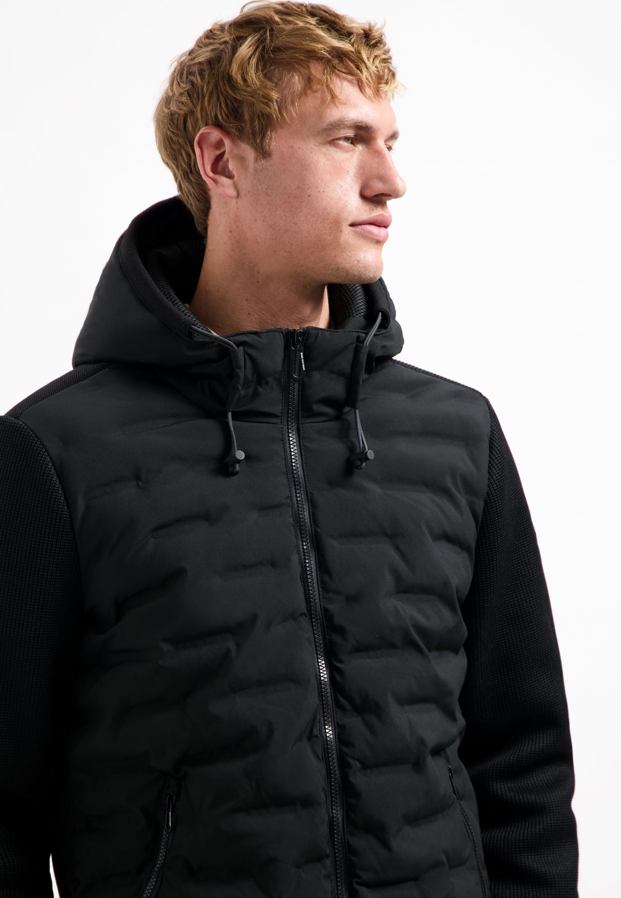 Knitted sleeve jacket | Black