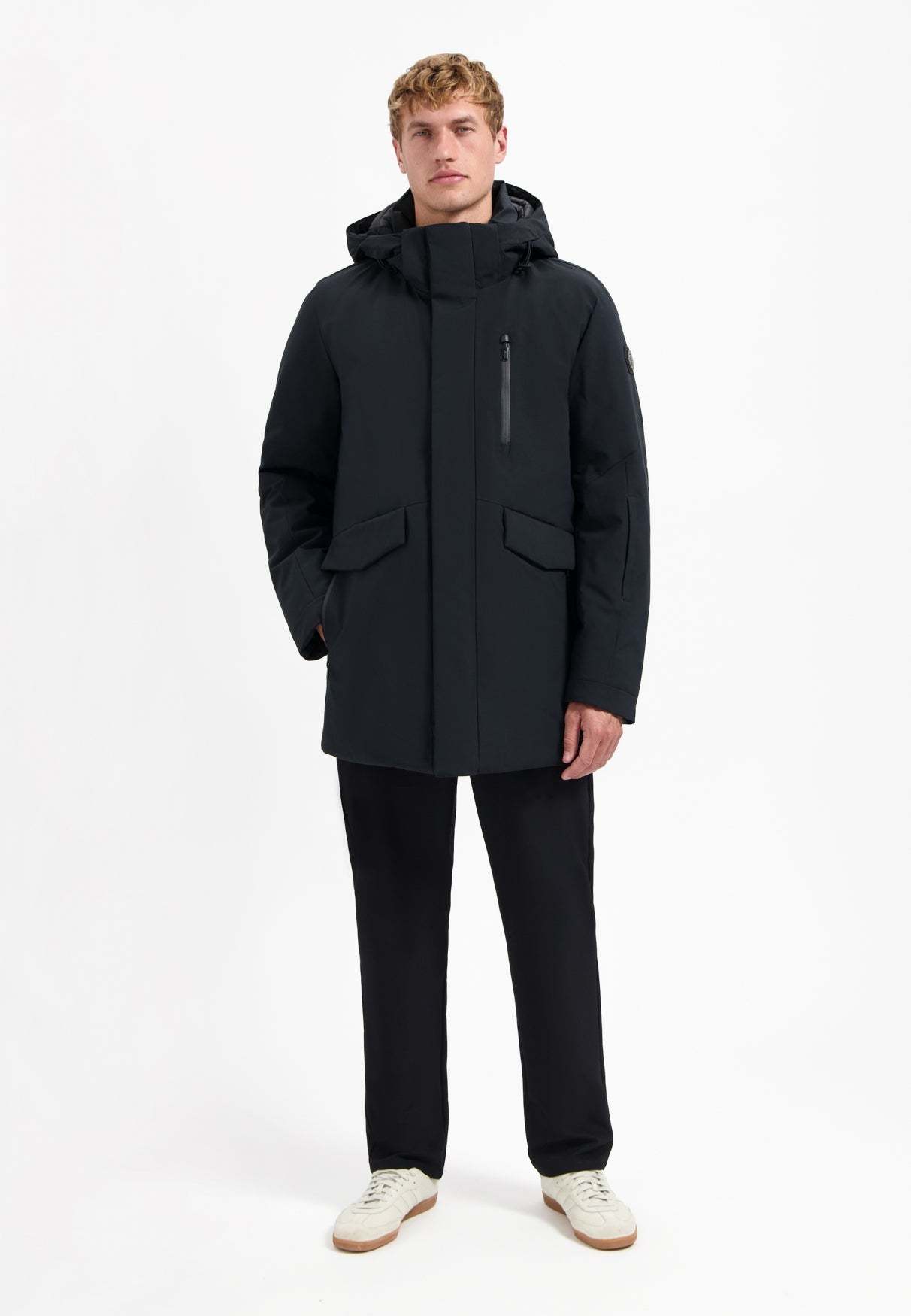 Hooded long parka | Black