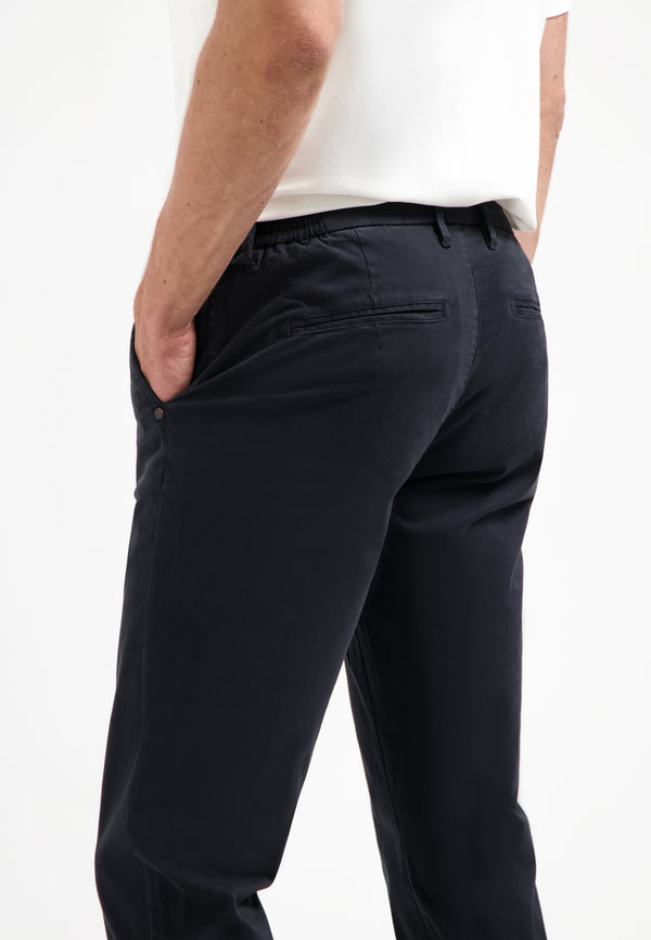 Chino trousers | Night