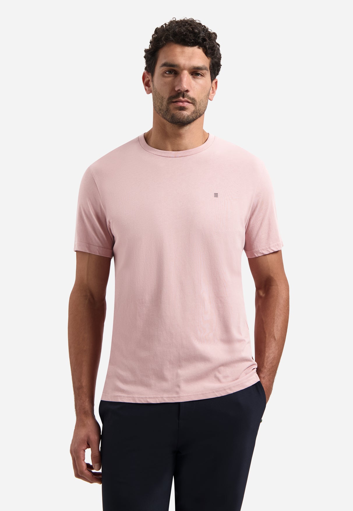 Basic plain T-shirt with round neck. | Light Mauve