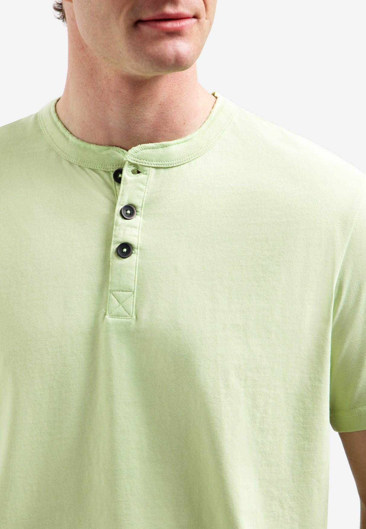 Melange T-shirt with button closure | Green
