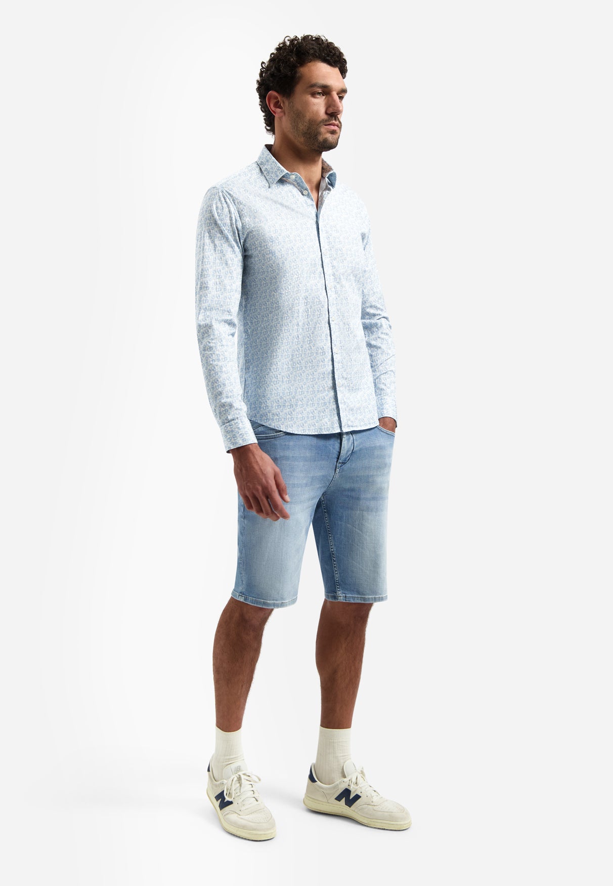 Stretch shirt with all-over print. | Blue