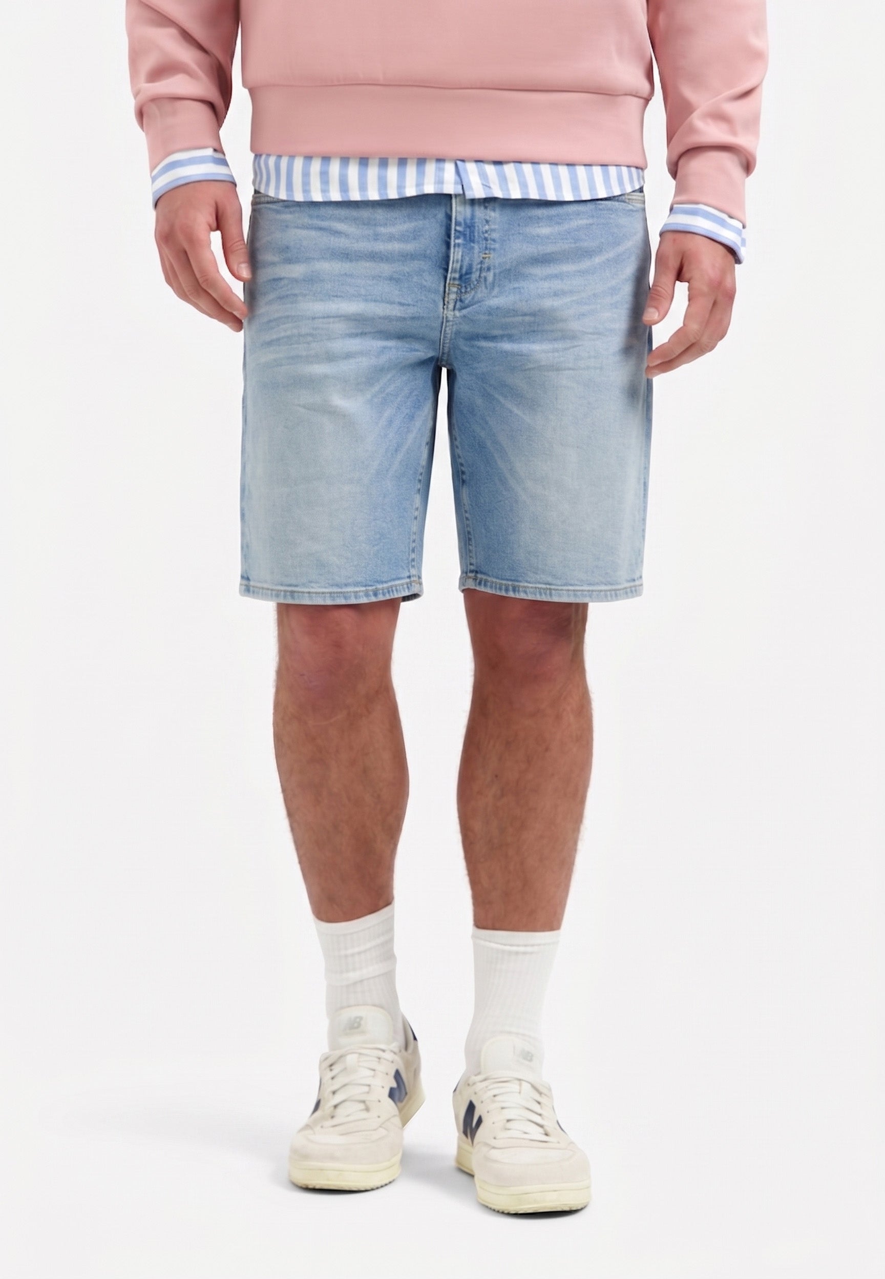 Relaxed denim shorts | Bleach Denim