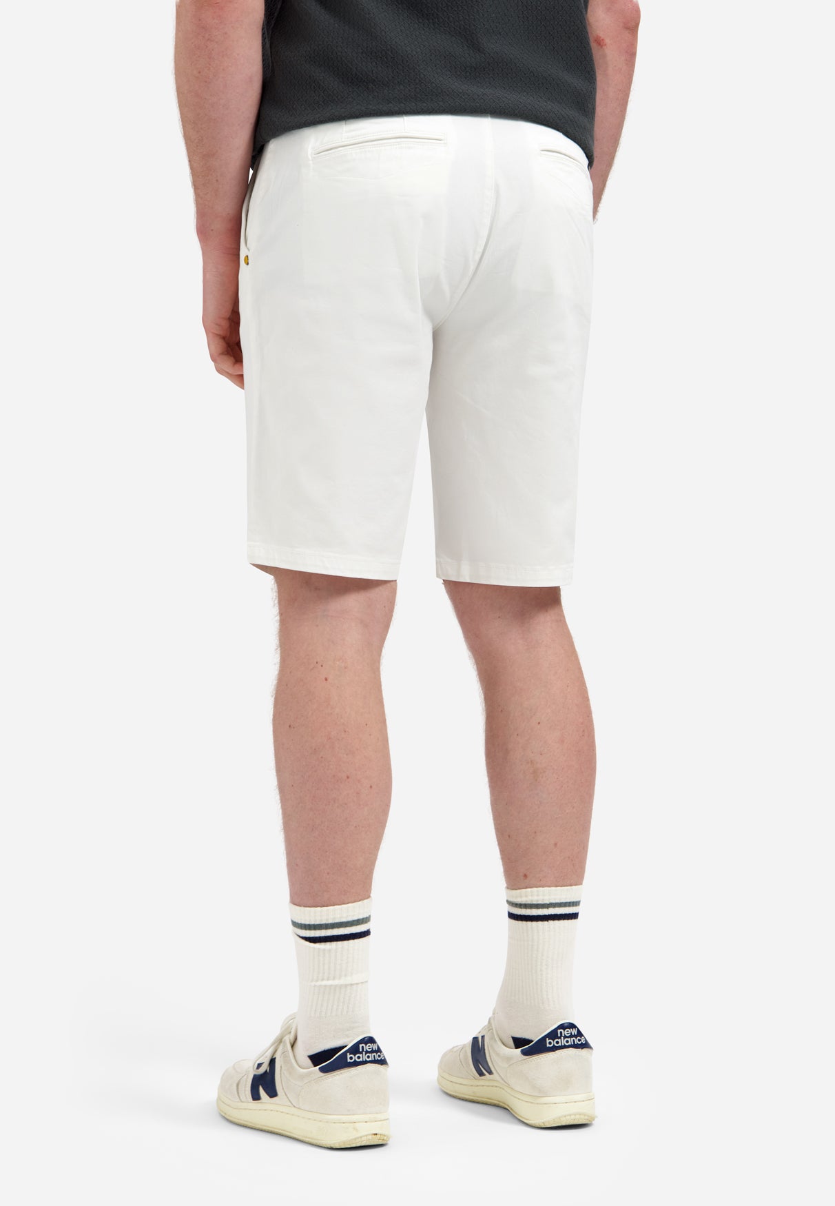 Stretch chino shorts | White