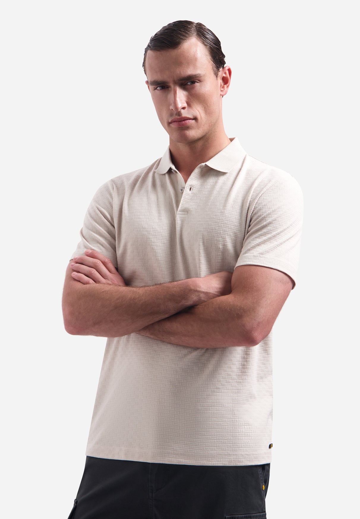 Short-sleeve structured V-neck polo | Stone