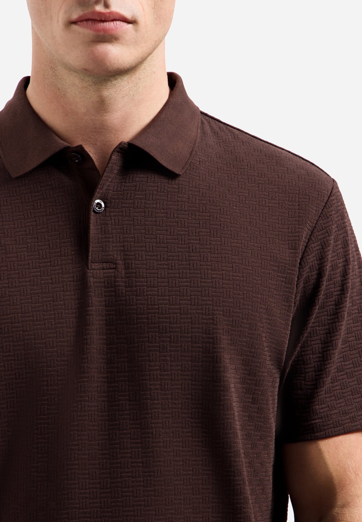 Short-sleeve structured V-neck polo | Dark Brown
