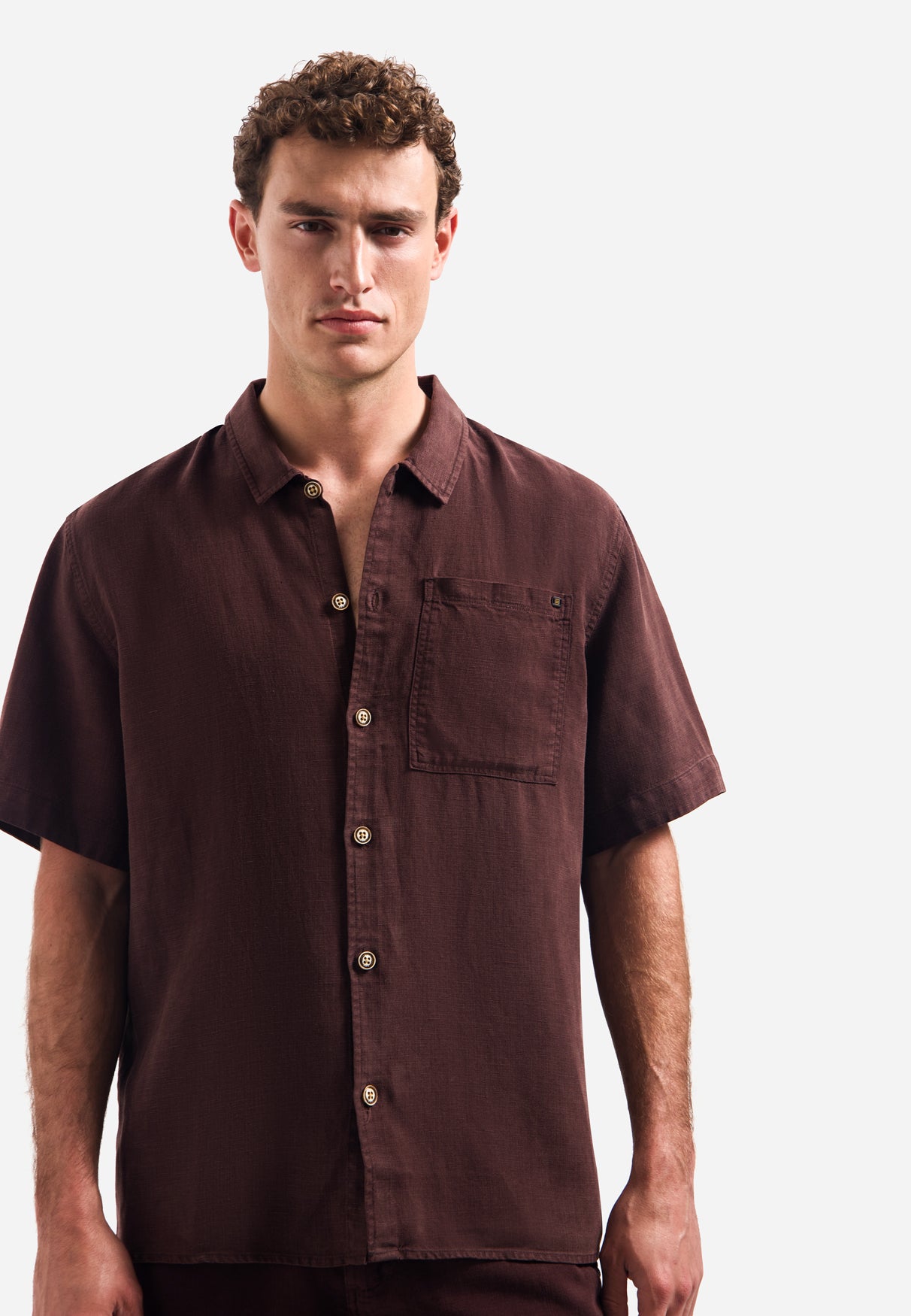 Short-sleeve linnen blend shirt | Dark Brown