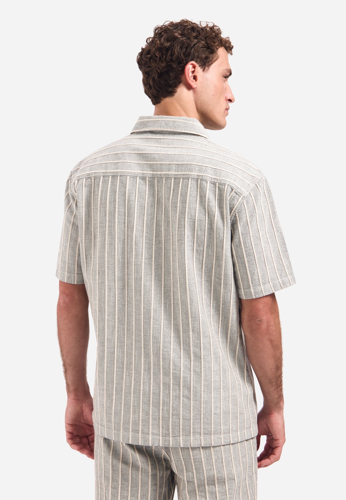 Short-sleeve shirt with stripes | Sand
