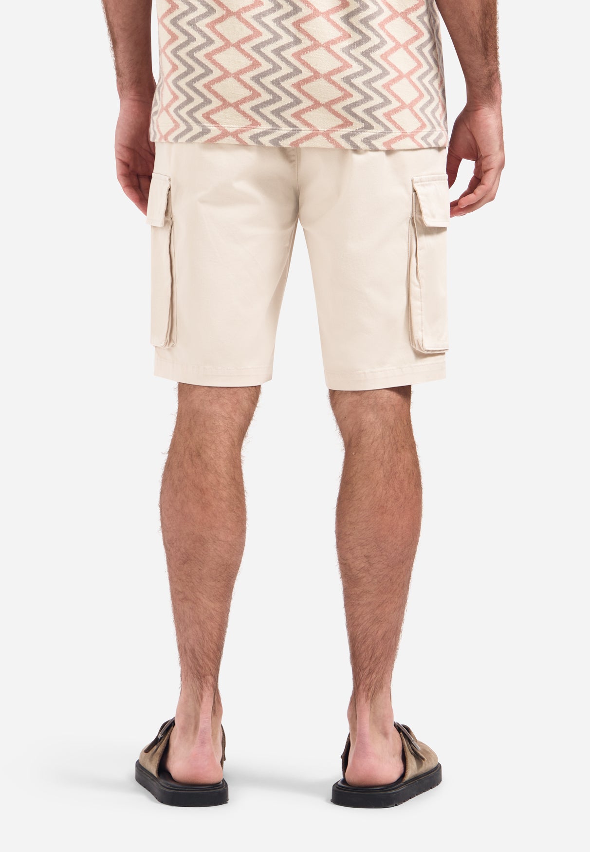 Cargo shorts with side pockets | Stone