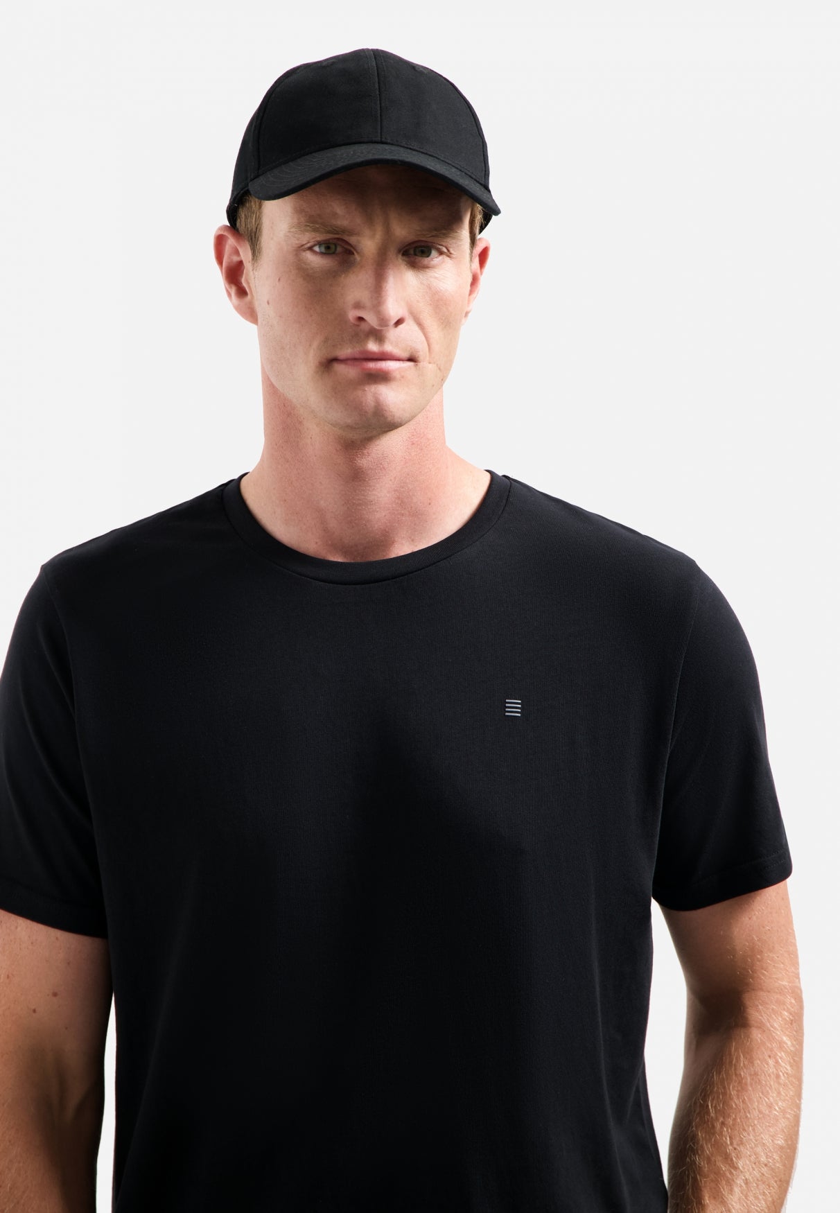 Timeless Basics Round Neck T-shirt | Black